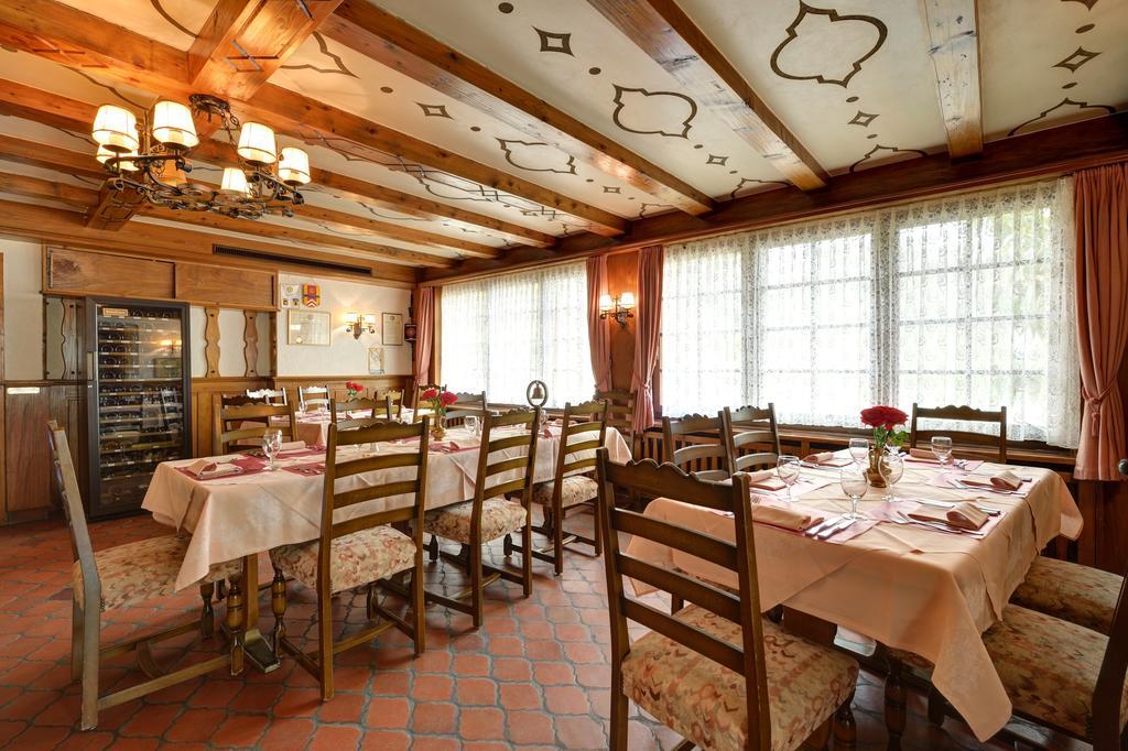 Hotel Du Chasseur Enges Dış mekan fotoğraf